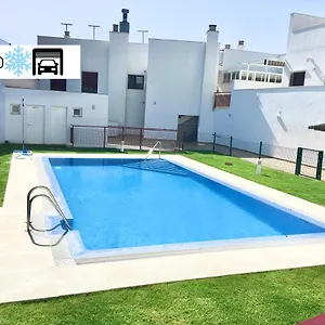 https://centrico-piscina-garaje-aire-acond-wifi.es-andalucia.com